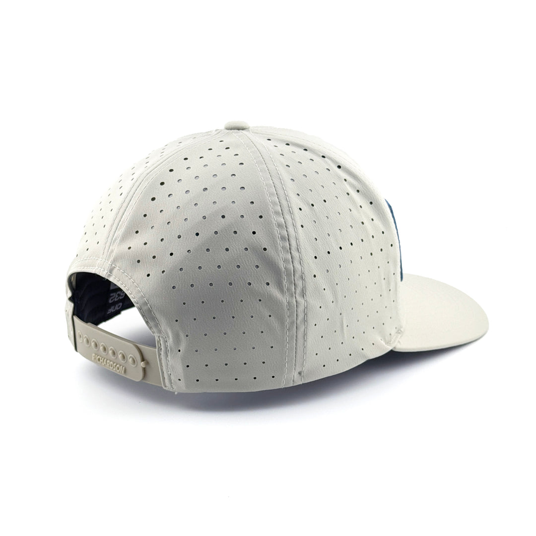 Retro Patch Performance Oat Milk